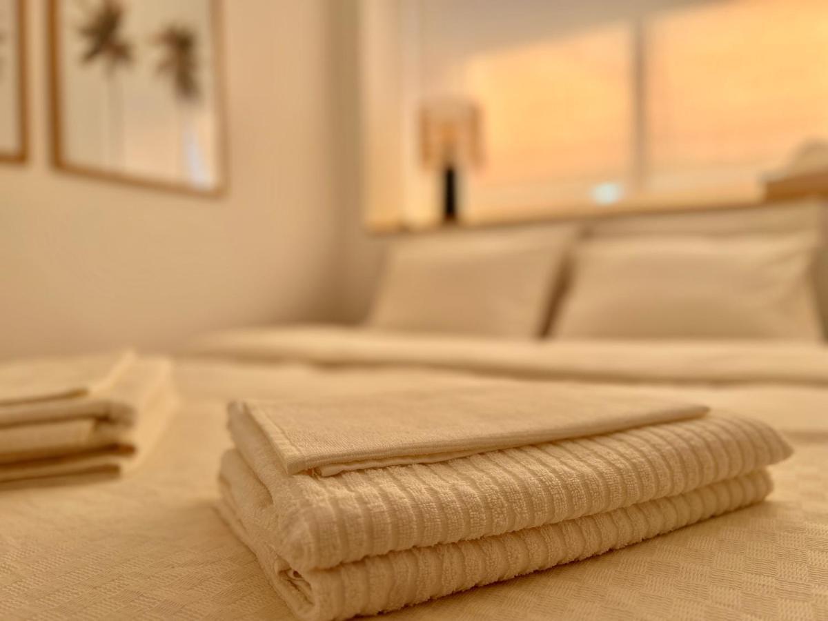 Sweet Sandy - 1 Minute Walk To Mediterranean Beaches Apartment